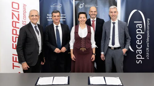 Te­le­spa­zio Und Dlr-gfr Be­kräf­ti­gen Ihr En­ga­ge­ment Im Ga­li­leo-pro­gramm Durch Ihr Er­folg­rei­ches Joint-ven­ture Spaceo­pal