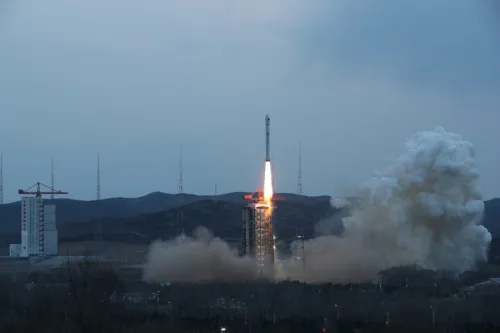 China Launches Wheel-like Constellation Of Remote-sensing Satellites
