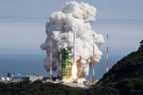 South Korea To Conduct 1st Launch Of Commercial-Grade Satellite