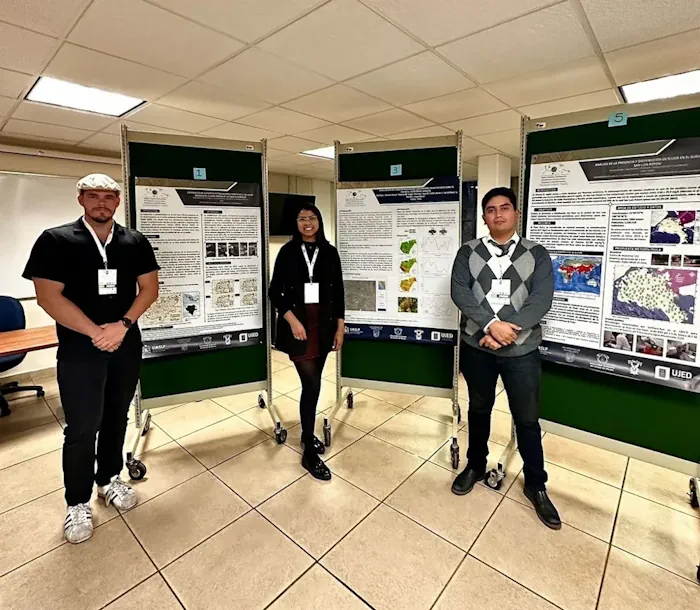 Alumnos De La UJED Destacan En Congreso Nacional De Geomática